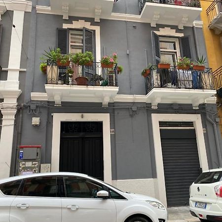 Casaro Stazione Apartment Bari Exterior photo